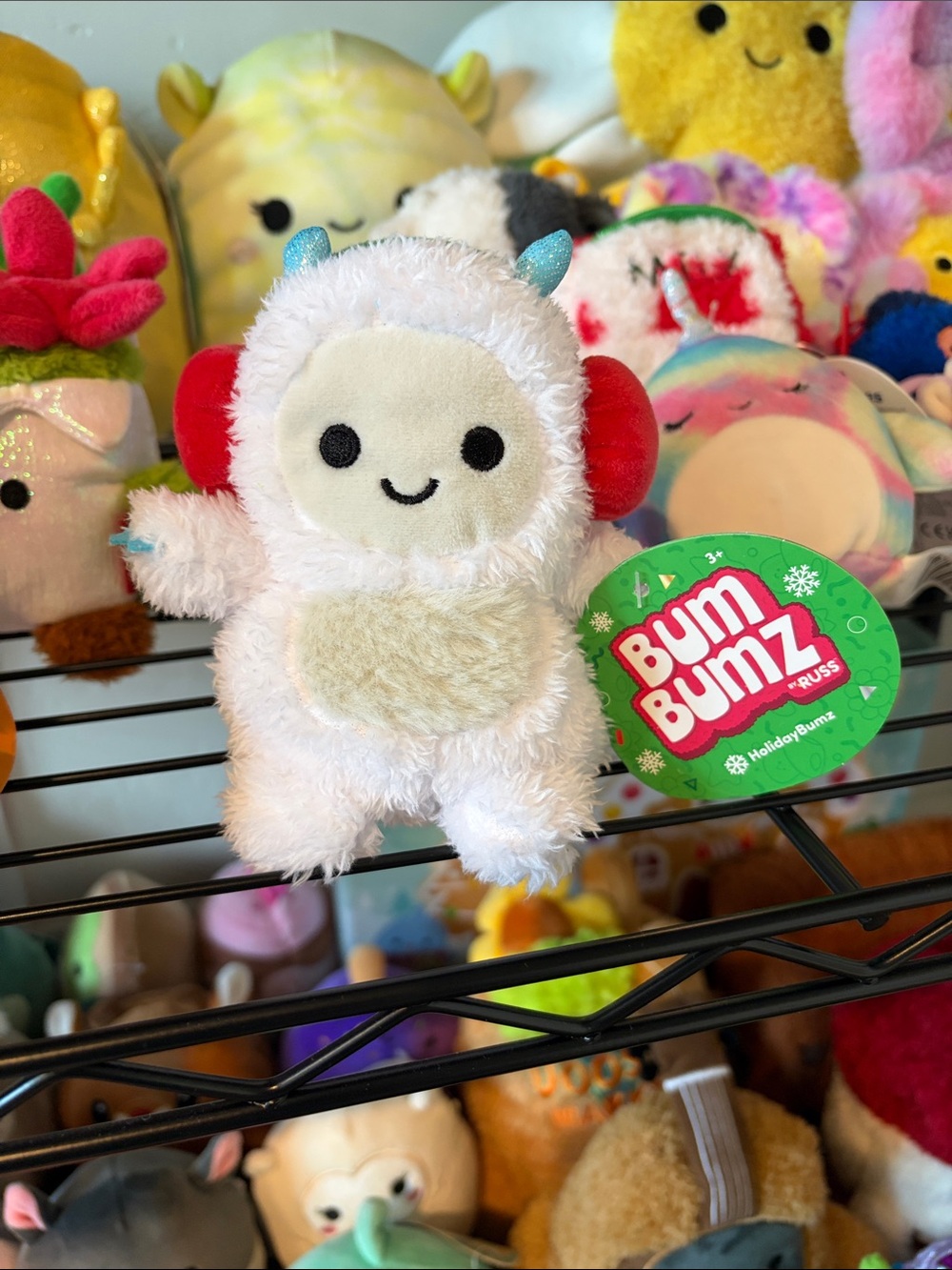 🇺🇸 Yano the Yeti with Earmuffs Bum Bumz
